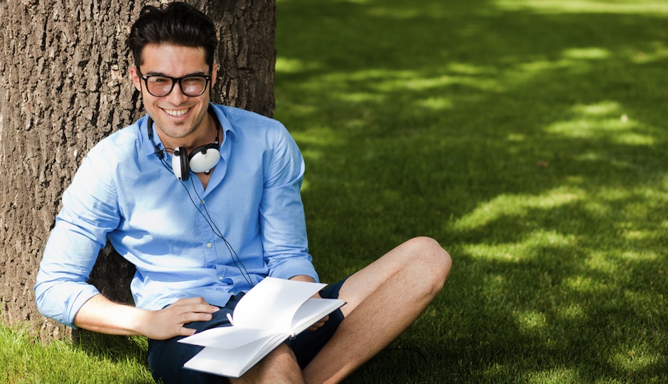 Reader Guy Gay Philly Picks Their Favorite Summer Reads | G Philly