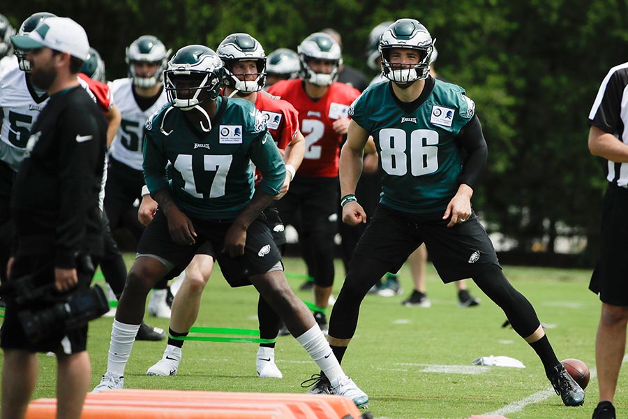 The Eagles Cut Public Practices Down to One, and Fans Aren’t Happy